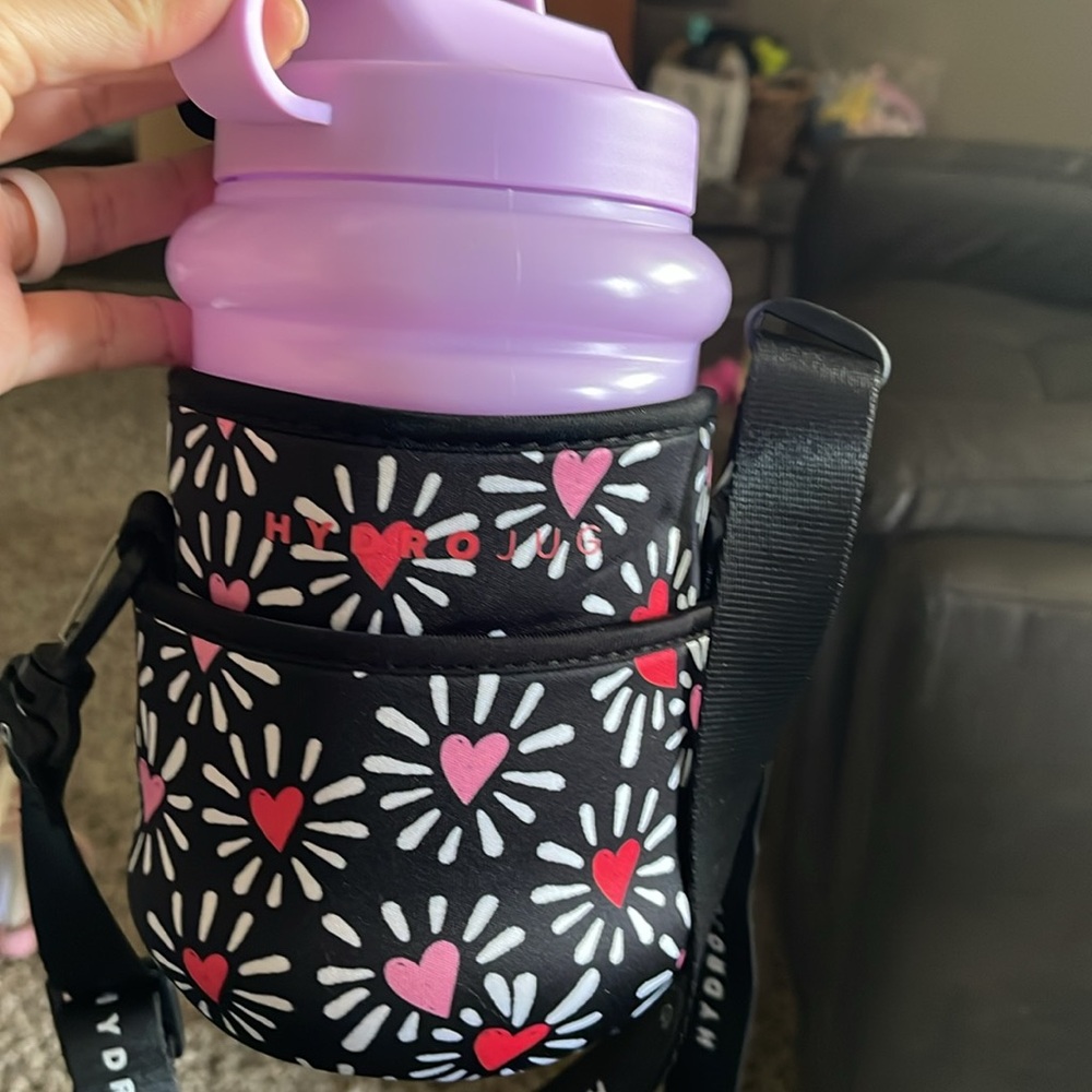 Hydrojug Kids Bottle with Black and Purple Heart Sleeve